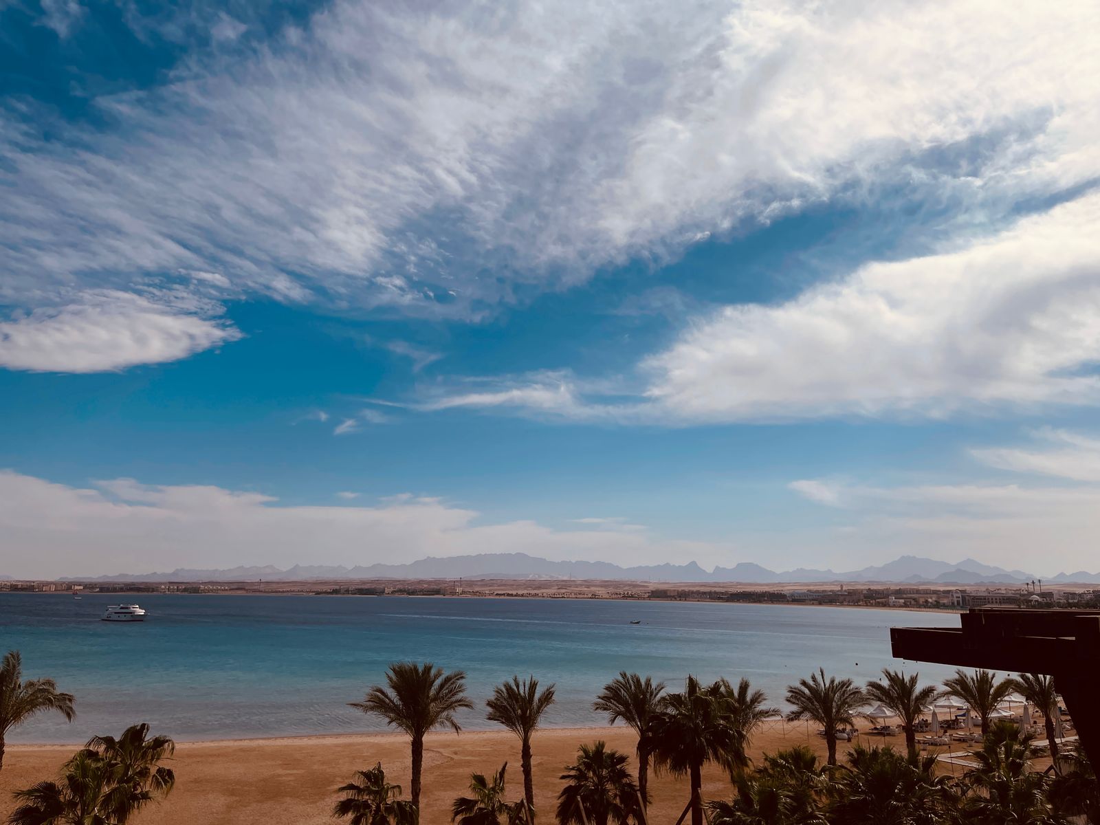Sahl Hasheesh Beachfront Apartment balcony sea view